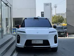 2026 Nio ES8 6-seat Executive Luxury, белый — фото 2