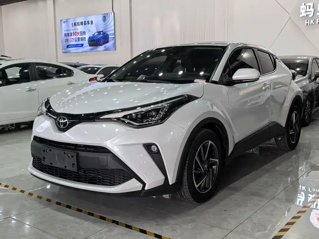 2023 Toyota C-HR 2.0L Luxury