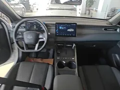 2025 BYD Qin PLUS DM-i PHEV Smart Driving 128km Advance, белый — фото 10