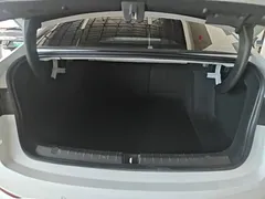2025 BYD Qin PLUS DM-i PHEV Smart Driving 128km Advance, белый — фото 19
