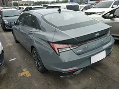2021 Hyundai Elantra 1.5L CVT GLX Elite — фото 5