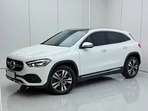 2022 Mercedes-Benz GLA 200