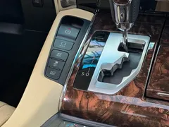 2021 Toyota Alphard Hybrid 2.5L Luxury, белый — фото 19