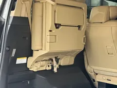 2021 Toyota Alphard Hybrid 2.5L Luxury, белый — фото 24