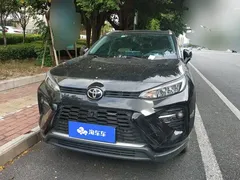 2022 Toyota Wildlander 2.0L CVT 2WD Luxury Plus, чёрный — фото 2