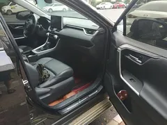 2022 Toyota Wildlander 2.0L CVT 2WD Luxury Plus, чёрный — фото 8