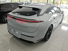 2025 Zeekr 007 GT Long Range RWD Smart Driving 100kWh — фото 7