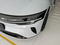 2025 Zeekr 007 GT Long Range RWD Smart Driving 100kWh — фото 24