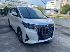 2021 Toyota Alphard Hybrid 2.5L Luxury, белый — фото 2