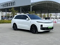 2025 Li Auto L8 Smart Refresh, белый — фото 3