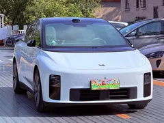 2025 Li Auto i6 2WD Standard, белый — фото 16