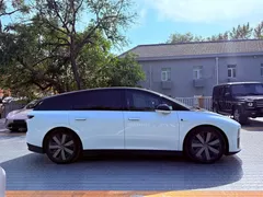 2025 Li Auto i6 2WD Standard, белый — фото 19