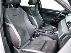 2023 Audi Q3 45 TFSI quattro Fashion Sport, белый — фото 7