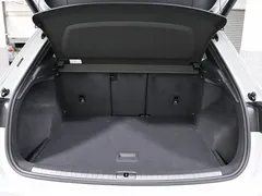 2023 Audi Q3 45 TFSI quattro Fashion Sport, белый — фото 19