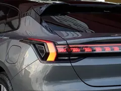 2022 Zeekr 001 Long Range Single Motor WE — фото 4