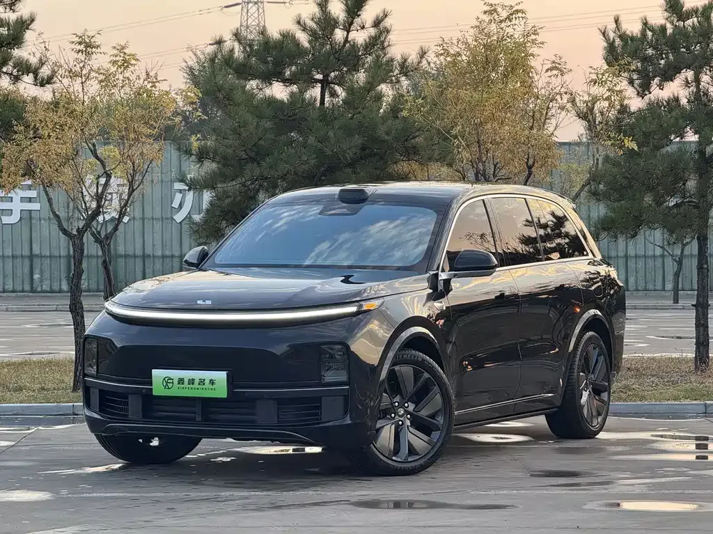 2024 Li Auto L8
