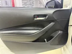 2021 Toyota Levin 185T CVT Luxury, белый — фото 10
