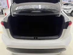 2021 Toyota Levin 185T CVT Luxury, белый — фото 26