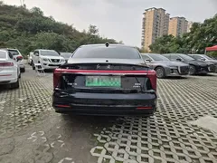 2025 Hongqi H5 PHEV 130, чёрный — фото 6