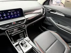 2023 Kia Seltos 1.5L CVT Premium, белый — фото 10