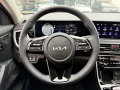 2023 Kia Seltos 1.5L CVT Premium, белый — фото 11