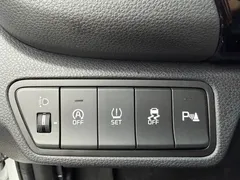2023 Kia Seltos 1.5L CVT Premium, белый — фото 14