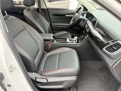 2023 Kia Seltos 1.5L CVT Premium, белый — фото 18