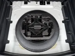 2023 Kia Seltos 1.5L CVT Premium, белый — фото 25