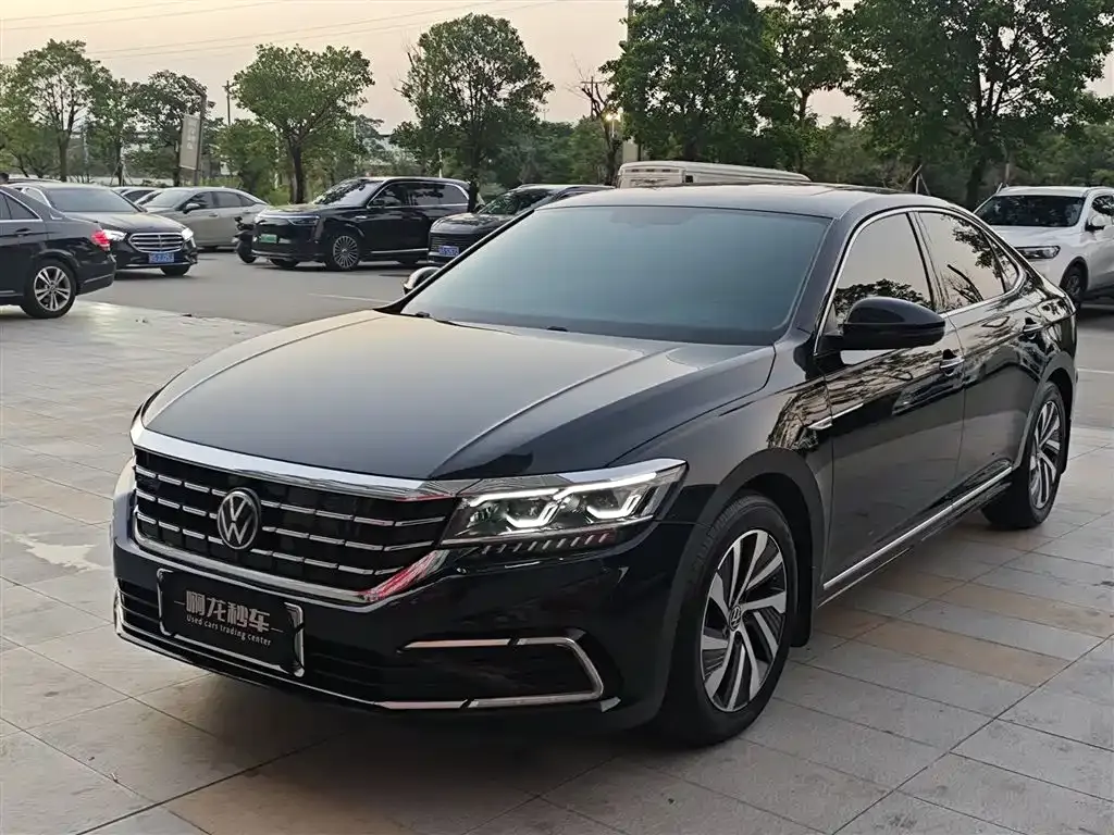 2020 Volkswagen Passat 430PHEV PHEV Luxury