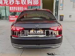 2020 Volkswagen Passat 430PHEV PHEV Luxury, чёрный — фото 3