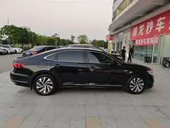 2020 Volkswagen Passat 430PHEV PHEV Luxury, чёрный — фото 5