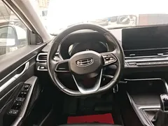 2022 Geely Emgrand 4th Gen 1.5L MT Luxury, белый — фото 11
