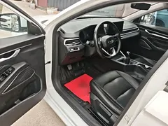 2022 Geely Emgrand 4th Gen 1.5L MT Luxury, белый — фото 16