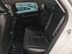 2022 Geely Emgrand 4th Gen 1.5L MT Luxury, белый — фото 17