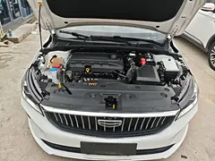 2022 Geely Emgrand 4th Gen 1.5L MT Luxury, белый — фото 20
