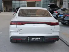 2024 BYD Qin L PHEV 80km Exceed, белый — фото 8