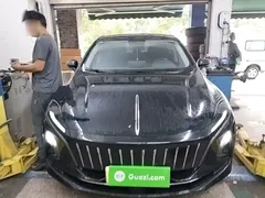 2023 Hongqi E-QM5 Basic Mobility, чёрный — фото 3
