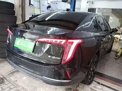 2023 Hongqi E-QM5 Basic Mobility, чёрный — фото 7