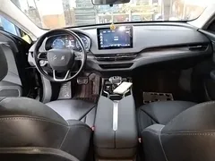 2023 Hongqi E-QM5 Basic Mobility, чёрный — фото 10