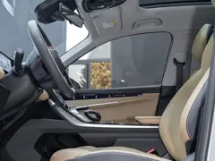 2023 Geely Atlas L 1.5TD DCT Premium — фото 13