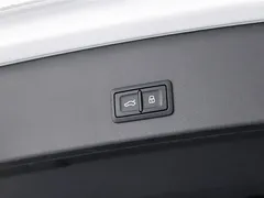 2022 Audi Q2L 35 TFSI Fashion Sport, белый — фото 14