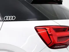 2022 Audi Q2L 35 TFSI Fashion Sport, белый — фото 17