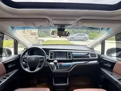 2019 Honda Elysion 2.0L Hybrid, белый — фото 6
