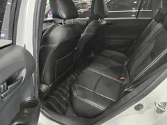2022 Toyota Corolla Cross 2.0L Premium, белый — фото 3