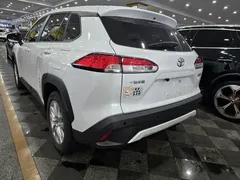 2022 Toyota Corolla Cross 2.0L Premium, белый — фото 4
