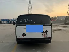 2024 Li Auto MEGA Ultra, белый — фото 5