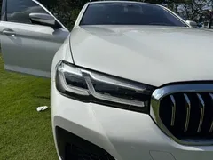 2022 BMW 5 Series 530Li M Sport Package, белый — фото 15