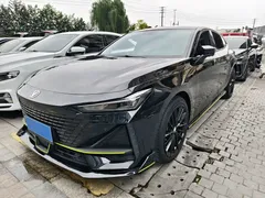 2023 Changan UNI-V 1.5T Sport, чёрный — фото 1