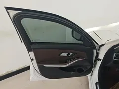 2022 BMW 3 Series 325Li M Sport, белый — фото 7