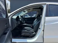 2020 Honda Vezel 1.5L CVT Pioneer, белый — фото 3